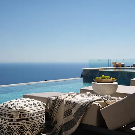 Elpida Luxury Villa, With Infinity Pool & Whirlpool, By Thinkvilla Villa Skinaria